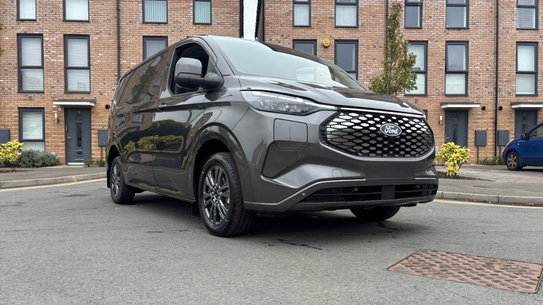 Ford Transit Custom E-320 L1 Rwd 100kW 65kWh H1 Van Limited Auto